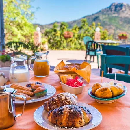 Alloggio per agriturismo Casale Margherita Turismo Rurale Pollina